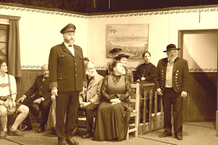 2. Akt_Entführung_2. Akt_Identität_DSC_3314_Amtsgericht