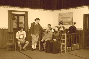 2. Akt_Entführung_2. Akt_Identität_IMG_5758_Amtsgericht