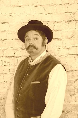 Portrait_Held_Lorenzo_Amtsgericht