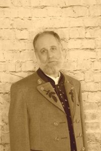 Portrait_Held_Michi_Amtsgericht