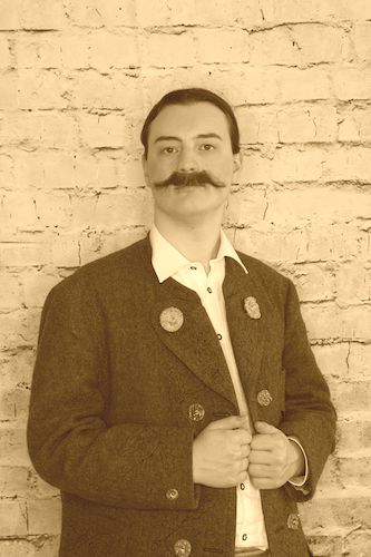 Portrait_Praxenthaler_Michi S_Amtsgericht